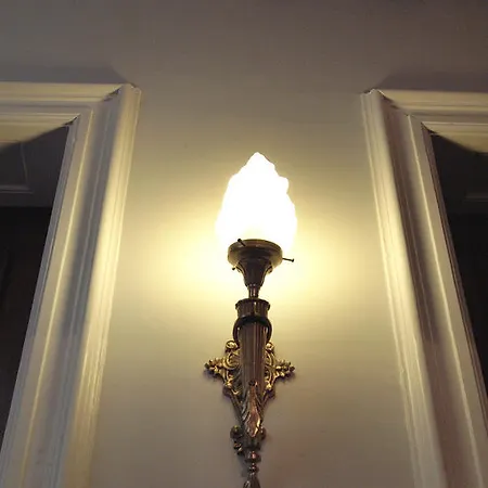 לינה וארוחת בוקר Atlas 3*